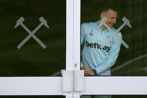 德甲歷史黃牌數(shù)量排名：埃芬博格111黃居首，D