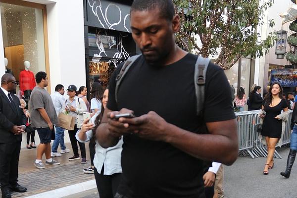 2025年10月5日 02:17:42 | 體壇全資訊                 第84分鐘，格雷羅推反擊分球，路易斯-迪亞斯扣過防守勁射破門，拜仁3-0！
