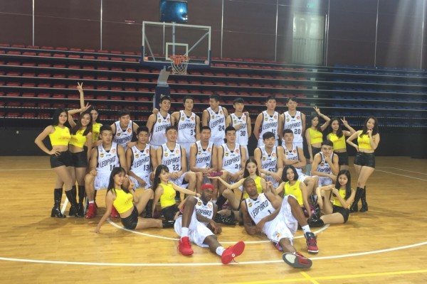 鏡報(bào)：布萊頓和維拉爭(zhēng)奪韓國18歲右邊鋒尹棹泳，切爾西狼隊(duì)也有意