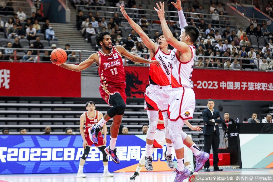 德天空：國米有意明夏引進弗賴堡23歲門將阿圖伯魯