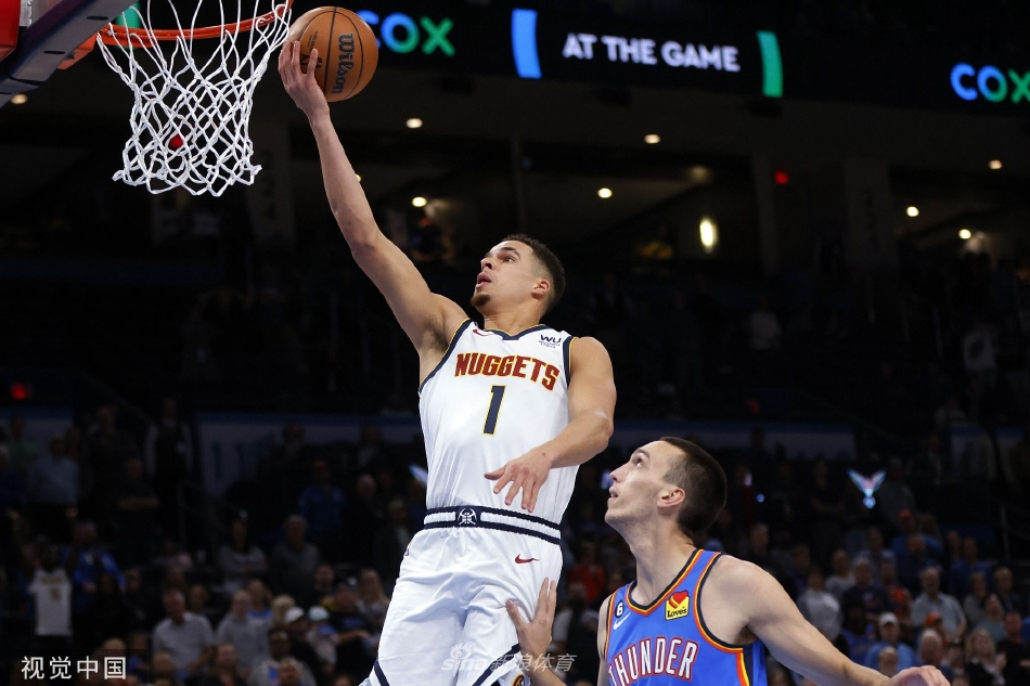 電訊報：四后衛(wèi)能解決阿莫林很多問題，應(yīng)重用梅努、B費打前腰