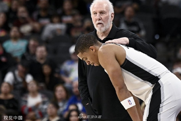 客戰(zhàn)快船！布克：他們會打得極具侵略性 因為這是他們主場揭幕戰(zhàn)