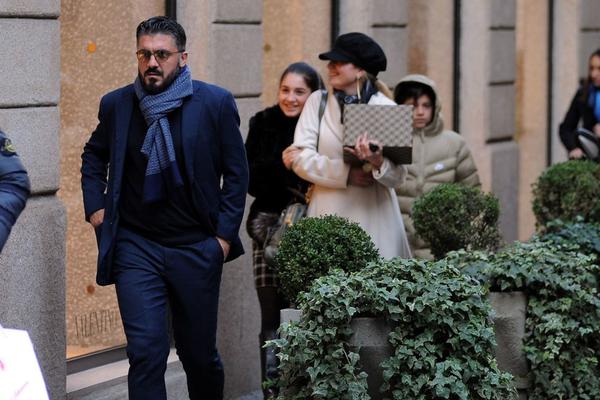 庫茲馬更新Ins，曬出為超模女友慶生的照片