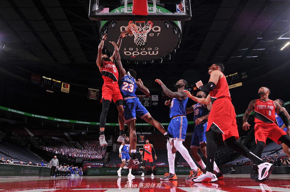 獲環(huán)球聲望獎！C羅：家人說我該停下 但我仍能幫球隊為何不繼續(xù)？beltalowda                                                           
