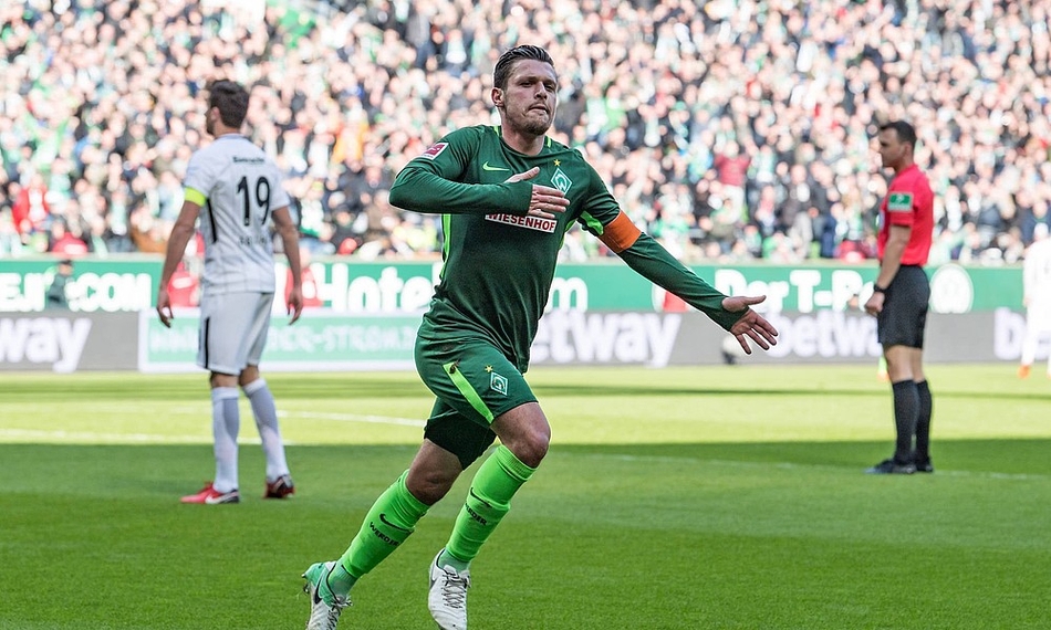 塔帥換人如神！6分鐘內(nèi)換上小馬丁、特羅薩德，二人15分鐘互傳射