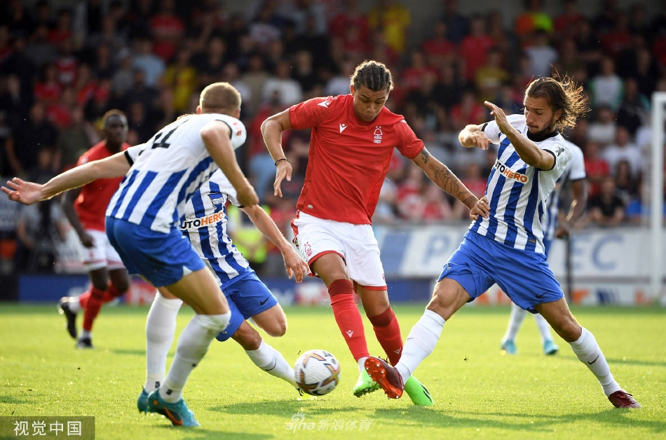 半場戰(zhàn)報：曼城1