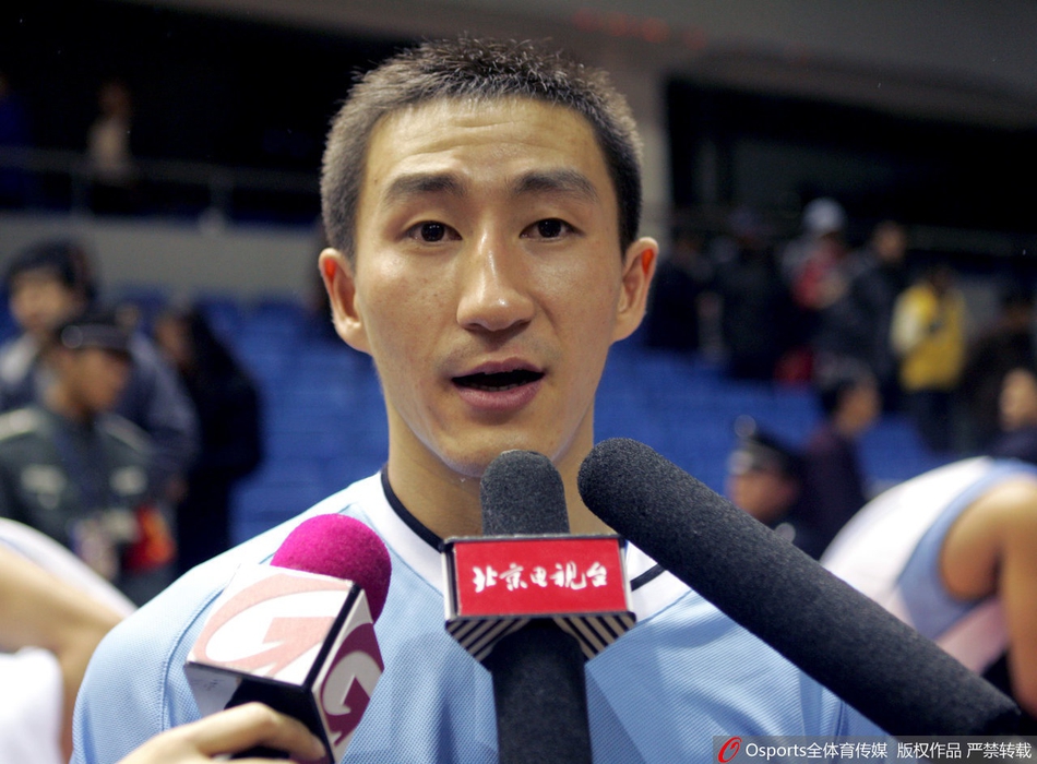 要熬夜看球了！郵報：明年世界杯時，英國酒吧可能營業(yè)到凌晨2026年美加墨世界杯                                                             
