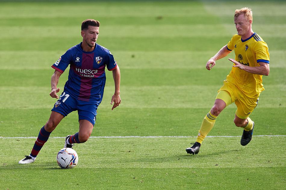 隊記：為與球隊敲定合同 格萊姆斯團隊提議延長資質(zhì)報價截止日期