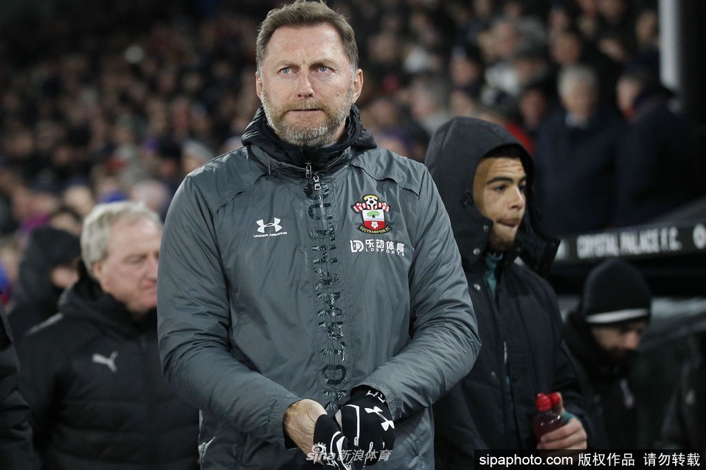 DPOY又如何？布里奇斯迎面干拔射進并造成莫布里首節(jié)第二次犯規(guī)