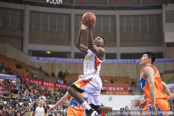 [流言板]美國男籃官方：庫里當(dāng)選24年美國5人制籃球年度男運動員