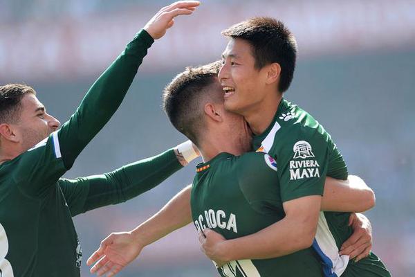 比賽僅開場21分鐘！切爾西刷新英超聯(lián)賽最快3次換人調(diào)整紀(jì)錄任意門                                                                2025
