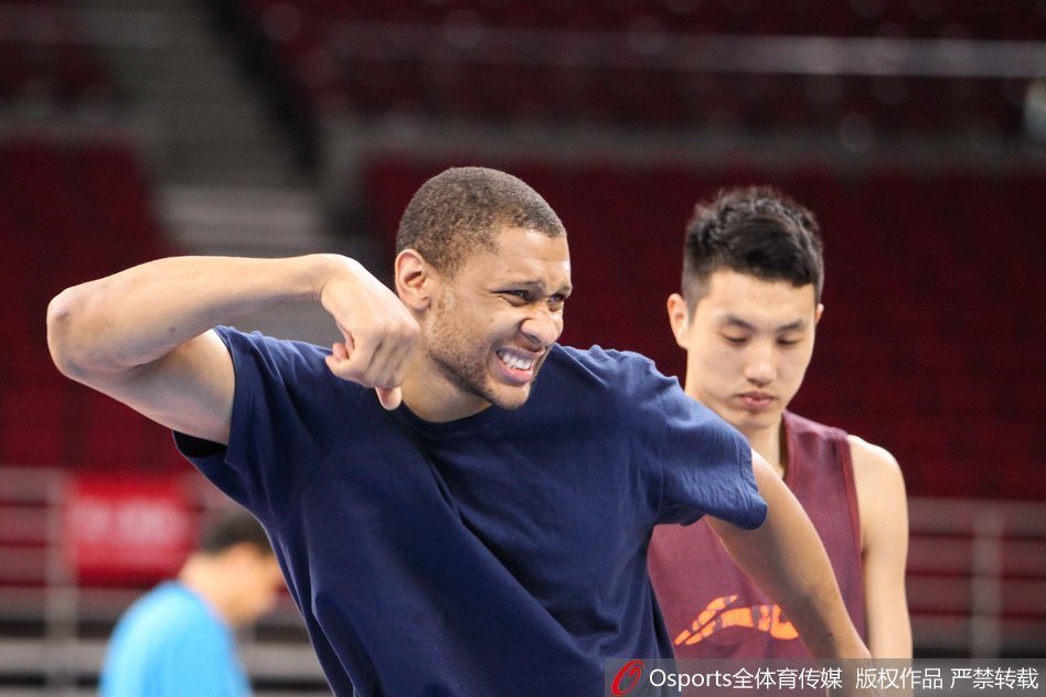 記者：伊普斯維奇引進菲洛根仍有細節(jié)需敲定，轉(zhuǎn)會費超2000萬鎊