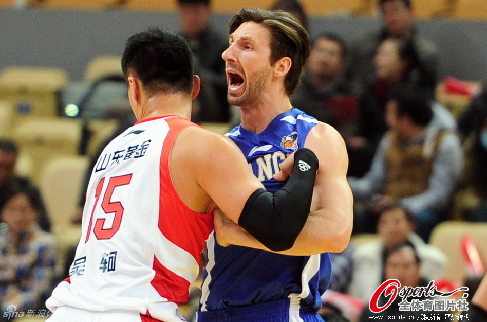 西媒：紐卡斯爾聯(lián)準備1億歐元簽下費爾明，并給球員開4倍薪資