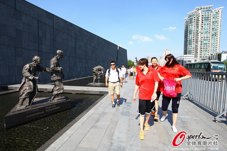 馮軼梵告別廣州隊：圓了小時候不敢相信的夢，我永遠都是您的孩子