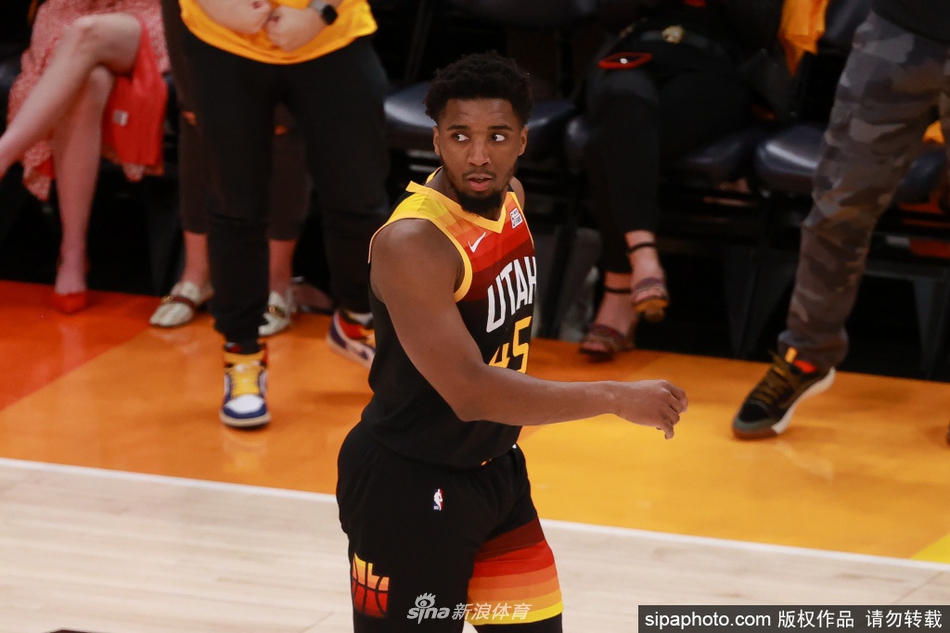 拜仁隊員挑選奧迪新賽季電動、混動官方用車，參觀了F1項目Eagle                                                                202
