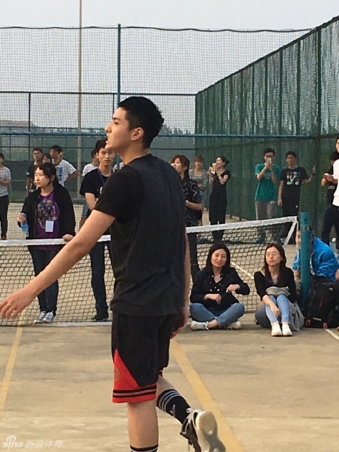 阿德巴約談全新進攻體系：節(jié)奏非常快 每個人參與把球運轉(zhuǎn)起來