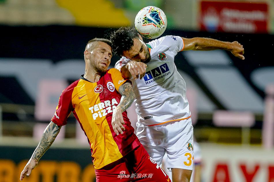 真要送走？金玟哉斷球+奔襲半場送助攻 拜仁現(xiàn)4正印中衛(wèi)&伊藤傷缺niko                                                                
