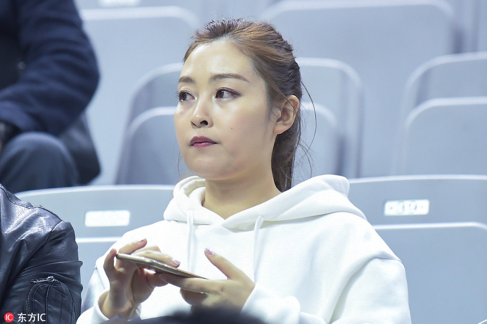 2025年10月4日 08:13:48三瘋說球                 WTT中國大滿貫賽正如火如荼進行中！比賽在北京進行。對于這樣級別的賽事，許多昔日乒乓球名宿，還有一些其他體育項目的名人，
