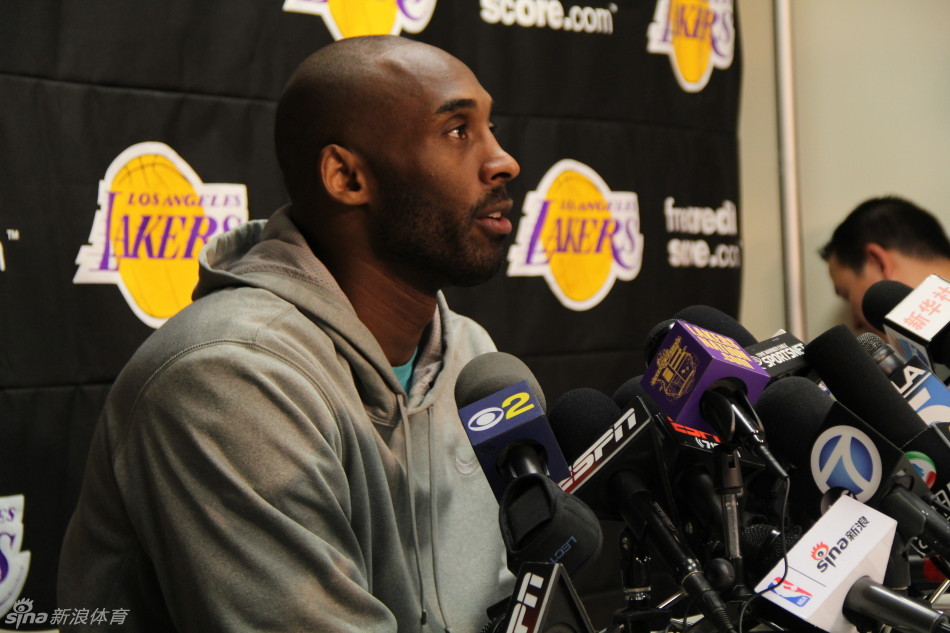 曼聯(lián)&高通將推出特別版球衣，支持RED改善全球衛(wèi)生醫(yī)療服務(wù)