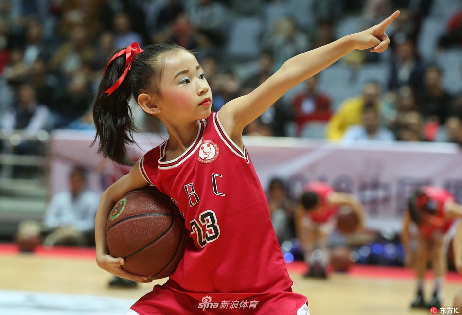 迪馬：佩萊格里尼德比進(jìn)球后將留在羅馬，那不勒斯嘗試引進(jìn)法齊尼