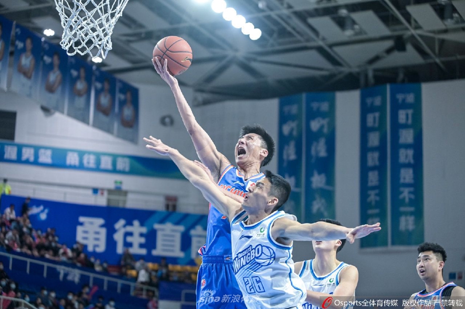 小豬：3000萬歐轉(zhuǎn)會費以及哥哥的成功，小貝林目前壓力很大