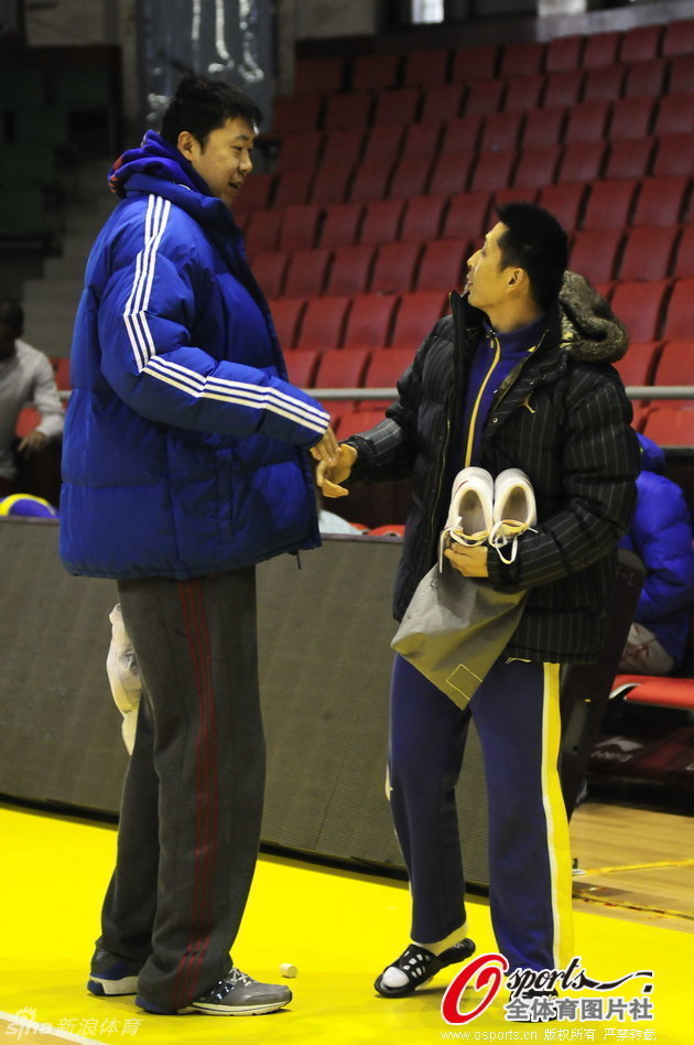 下周對陣巴薩！法媒：不止維蒂尼亞，K77也因大腿不適被巴黎換下