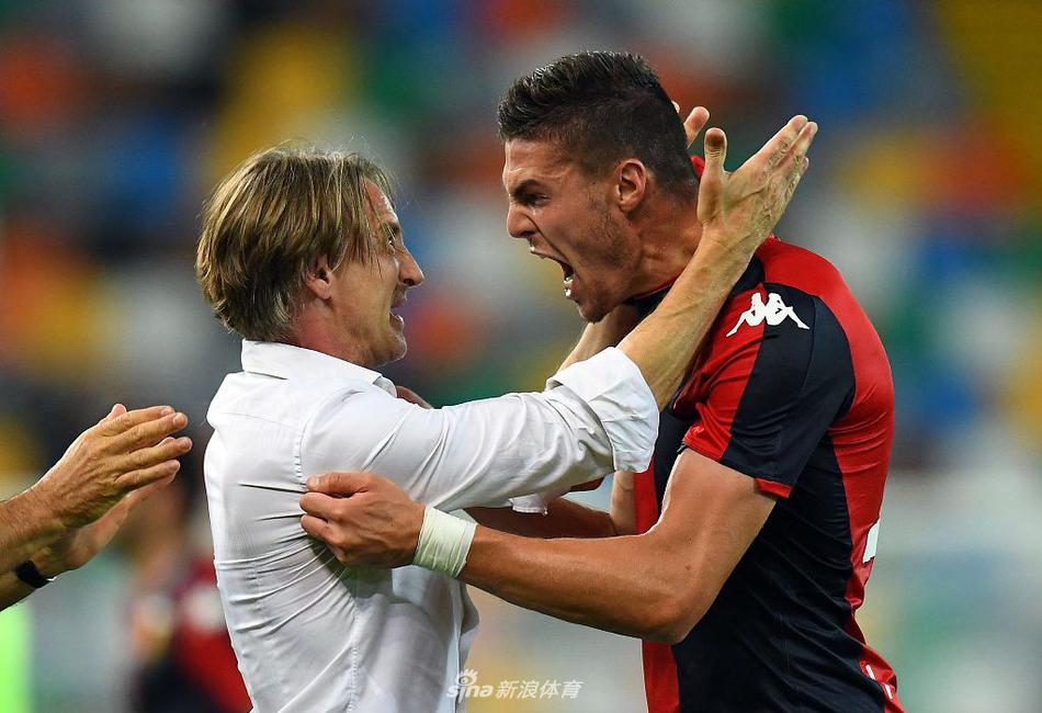 為什么勸中年男人少背斜挎包？看日本大叔就知道，這3種包更高級