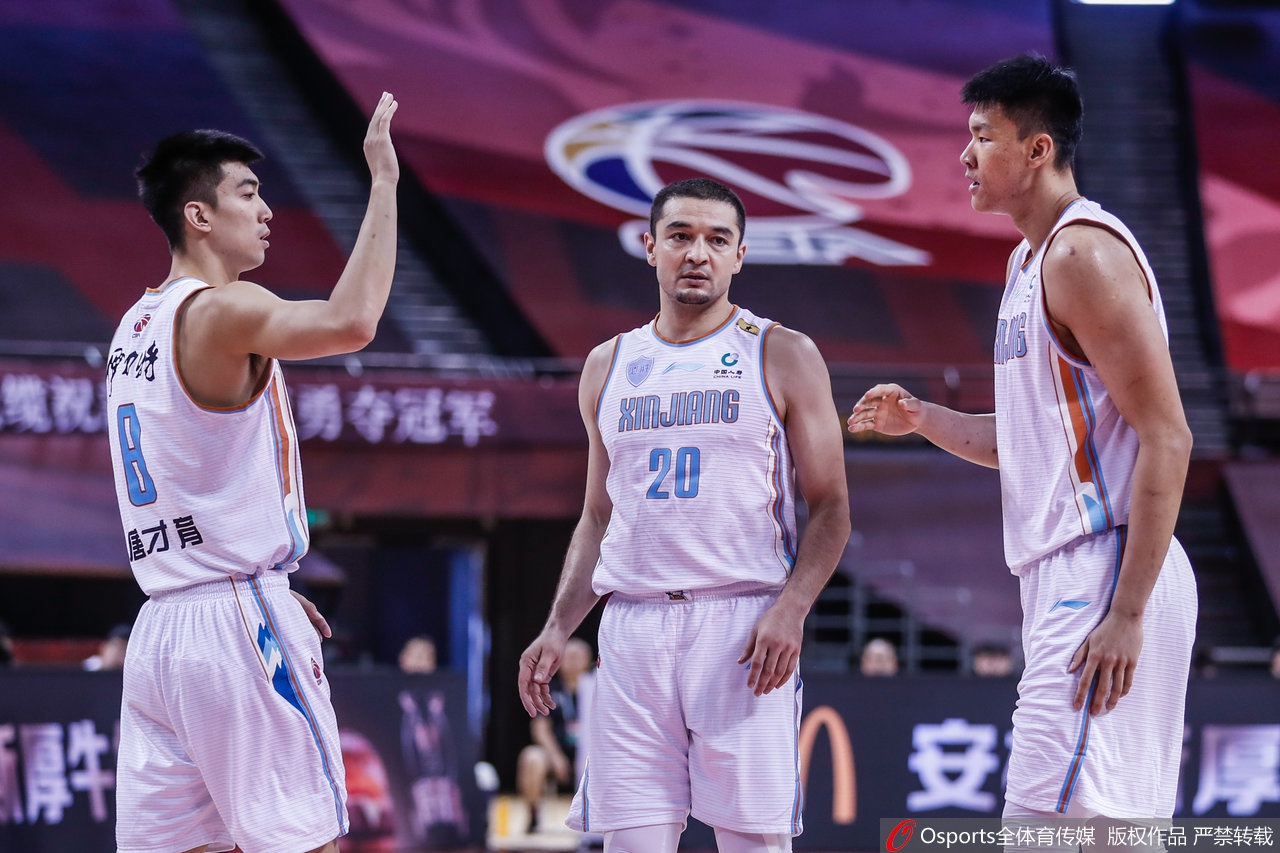 09月17日 歐冠聯(lián)賽階段第1輪 熱刺vs比利亞雷亞爾 全場錄像回放