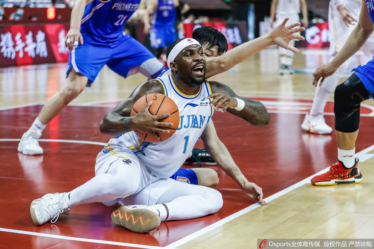 隨便玩玩！約基奇21分鐘5投5中砍下17+6+5 另有6次失誤
