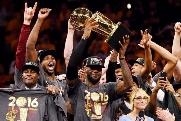 恩里克：巴爾科拉？球員狀態(tài)起伏很正常 有引援就會有球員離隊