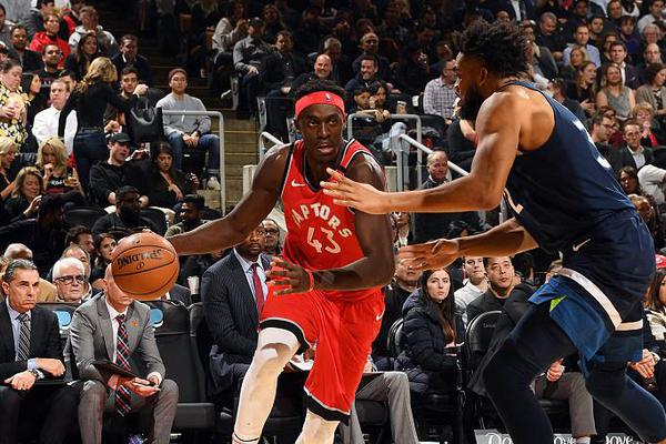 郵報：水晶宮有意19歲荷蘭新星斯米特，面臨曼聯(lián)和皇馬的競爭