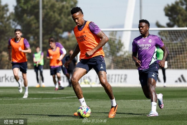 咋回事？買提江社媒：星輝經(jīng)紀人欠薪問題，不會影響我職業(yè)的態(tài)度