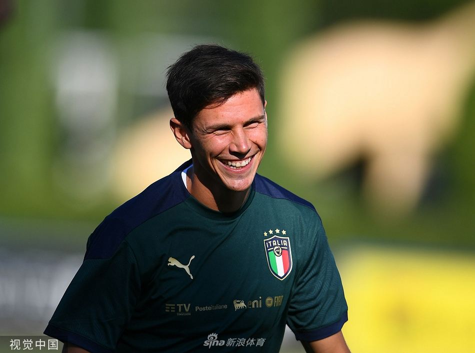 登貝萊：在巴薩我學會吃好睡好&去努力變強 賽后喜歡吃漢堡