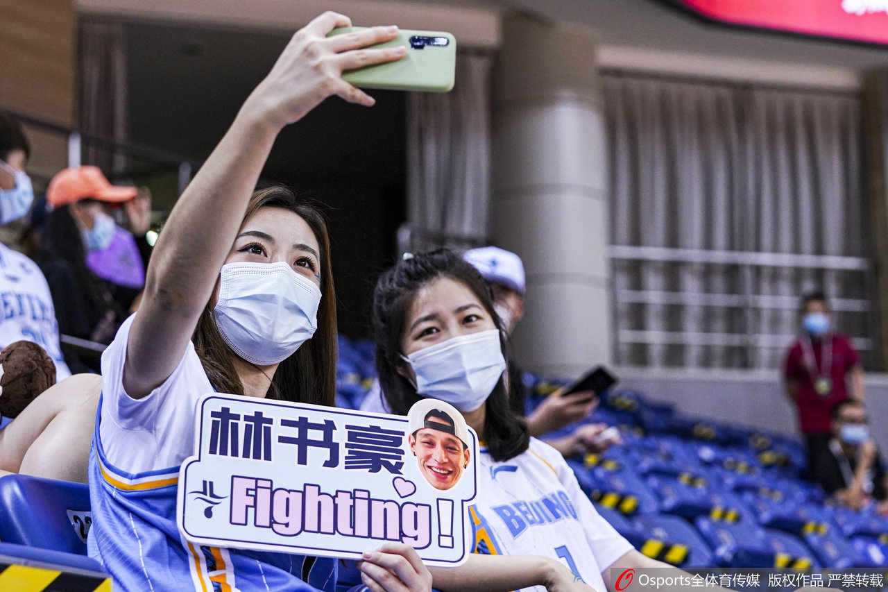 天空體育：蘇超的流浪者希望請回杰拉德執(zhí)教，后者也愿意展開對話