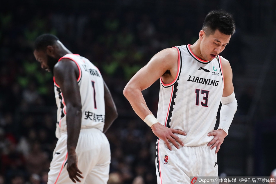 發(fā)揮出色！馬克西全場18中9，三分8中4，得到29分3籃板7助攻