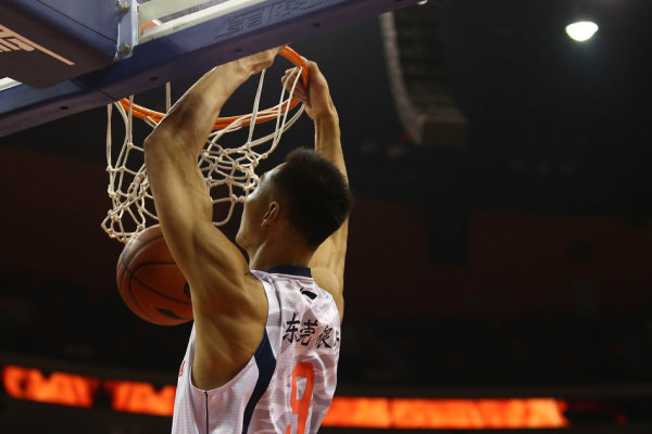 訓(xùn)練館揮汗如雨！威少“行動勝于言辭” 新賽季下家歸屬仍存懸念