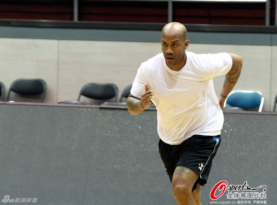 歐洲五大聯(lián)賽本賽季被犯規(guī)榜：格拉利什26次被犯規(guī)排名第一