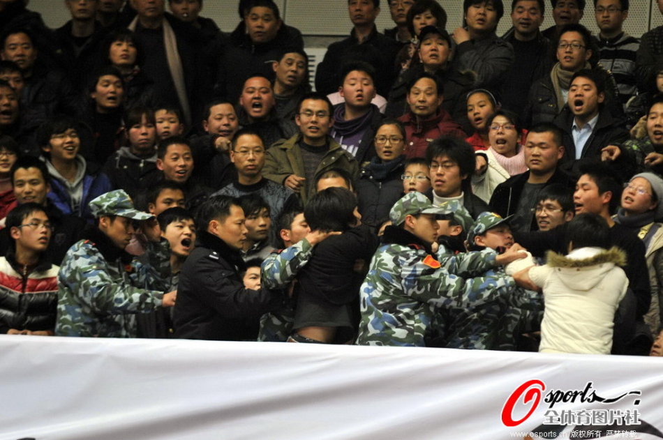01月22日 CBA常規(guī)賽 北京vs深圳 全場錄像回放