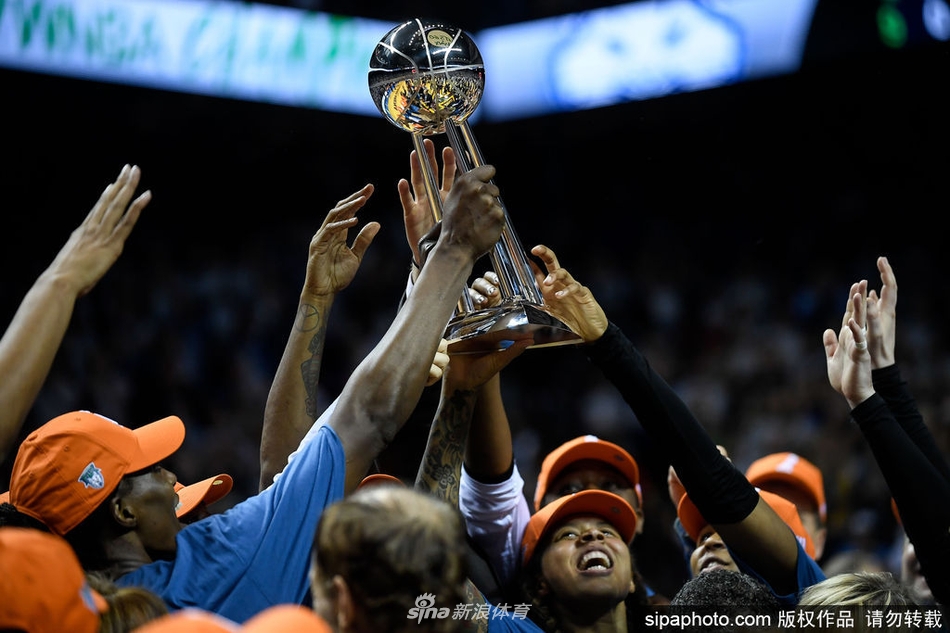 阿扎爾：巴西有很多盤帶高手，但我認為最好的是本阿爾法和卡庫塔