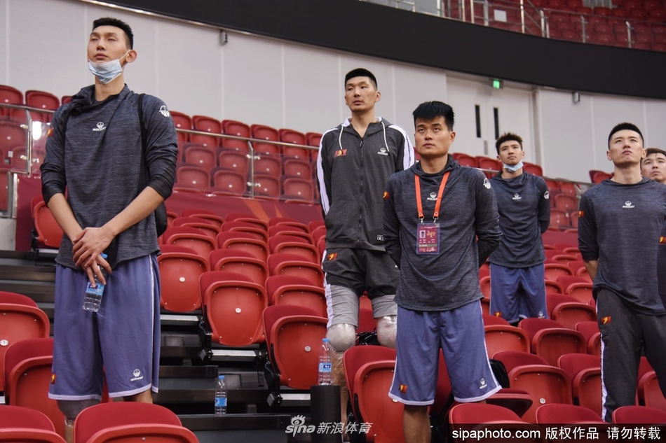 泰拉瑞亞悲劇雨傘有什么效果