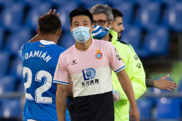 巴媒：內馬爾不會因傷缺席桑托斯的比賽，他將首發(fā)出戰(zhàn)米內羅競技