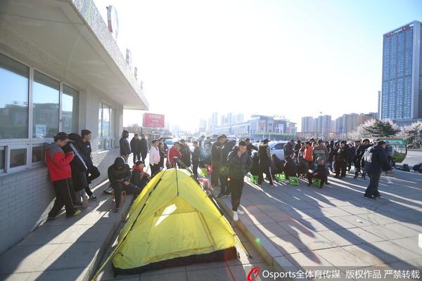 中甲多人暴力染紅遭罰！官方：宋志偉、樊超、王思寒均停3場(chǎng)罰3萬(wàn)