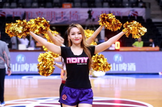 雙響制勝！蘇牙：老隊(duì)員就是要肩負(fù)更大的責(zé)任，我努力做到最好