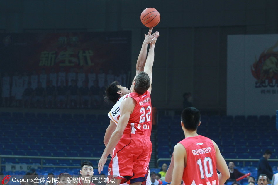 搶五大戰(zhàn)不敵王牌無緣總決賽！克拉克鼓勵狂熱：滿滿的驕傲 ??