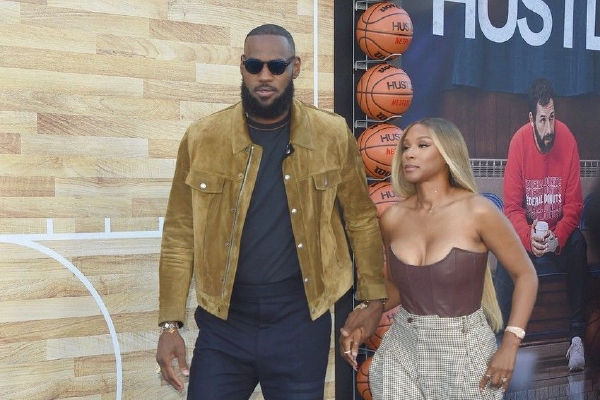 門將阿斯汗告別廣州隊：山水有相逢，承蒙知遇恩