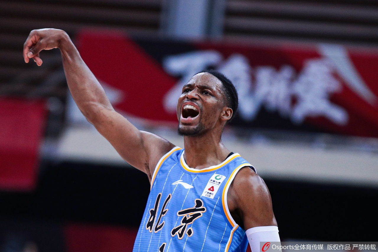 2025年10月10日 16:08:28 | 體育24小時熱點                 近日，聯(lián)賽爭冠前景渺茫的北京國安宣布主帥塞蒂恩下課，帥位由助教拉米洛接任?！稏|方體育日報》刊文介紹國安現(xiàn)
