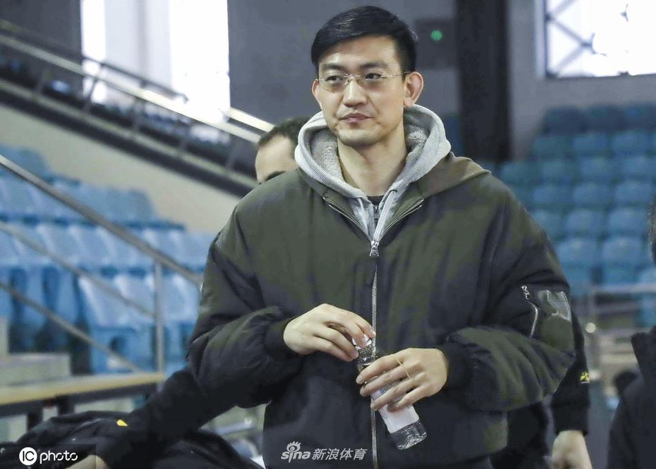 足球火種播撒在天山腳下——中西部縣域青少年夏令營在托里縣開營
