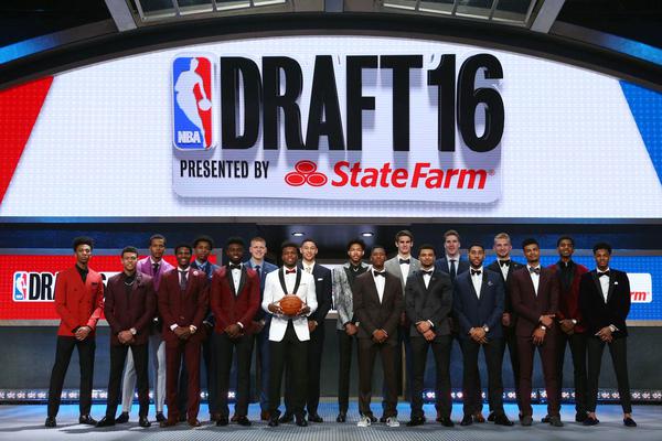 萬國覺醒抵抗之箭怎么用