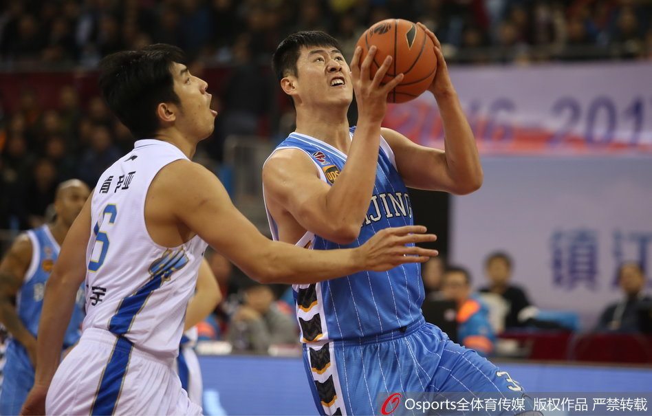 幾分相似？FIBA官方曬出小薩與老薩國際賽場動作對比