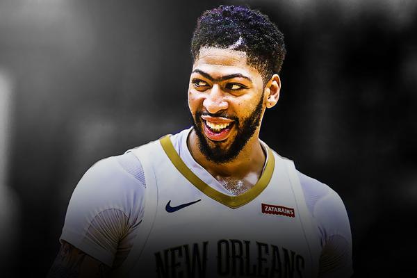 武漢女足主帥：五線作戰(zhàn)容易出現(xiàn)傷病 奧克蘭聯(lián)身體硬朗侵略性強